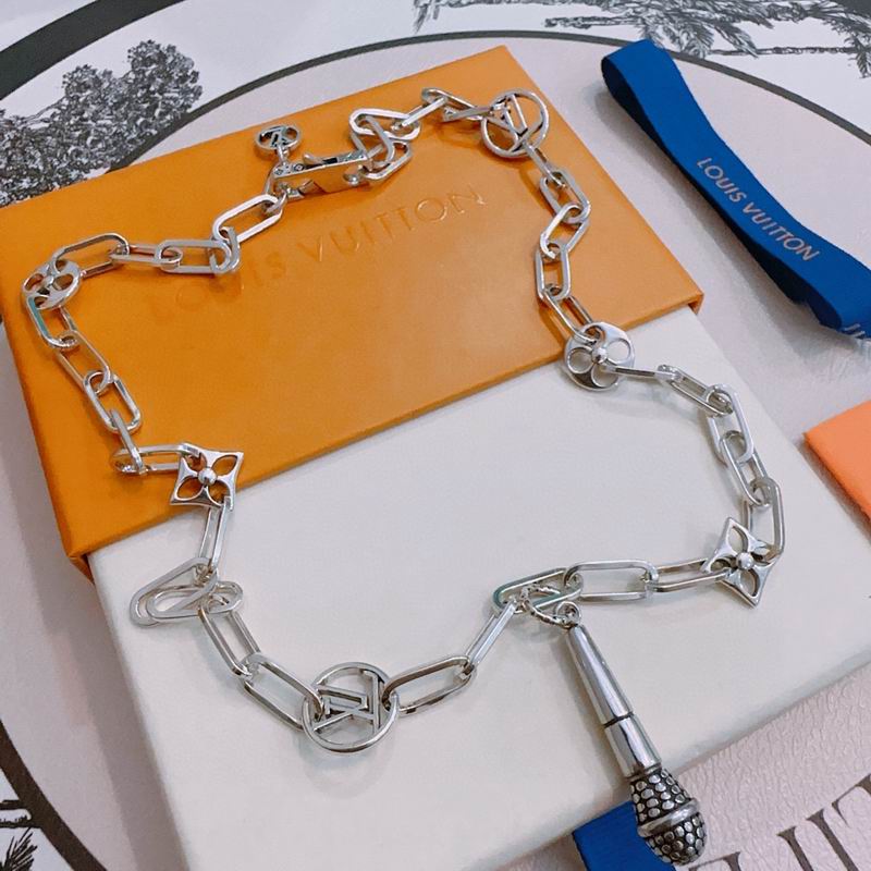 LV Necklace 12yxx230